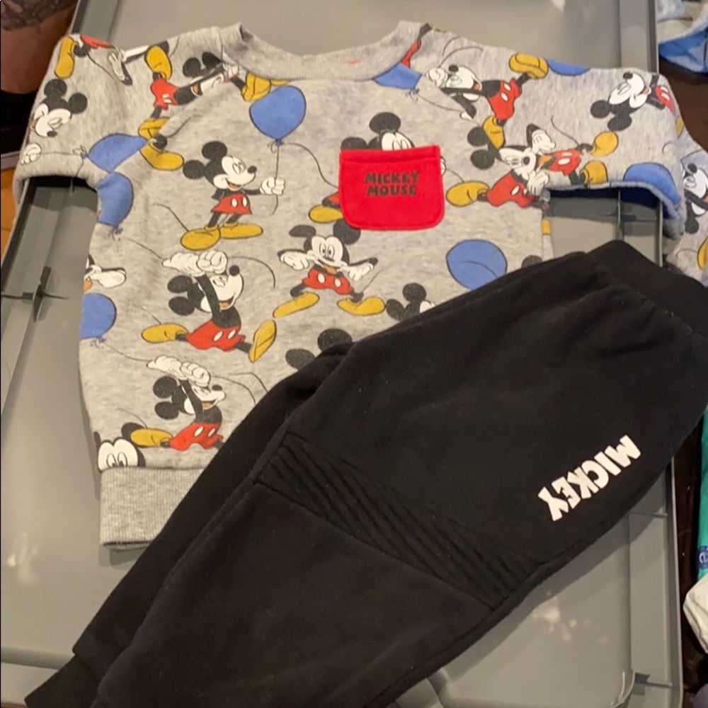Mikey mouse outfit